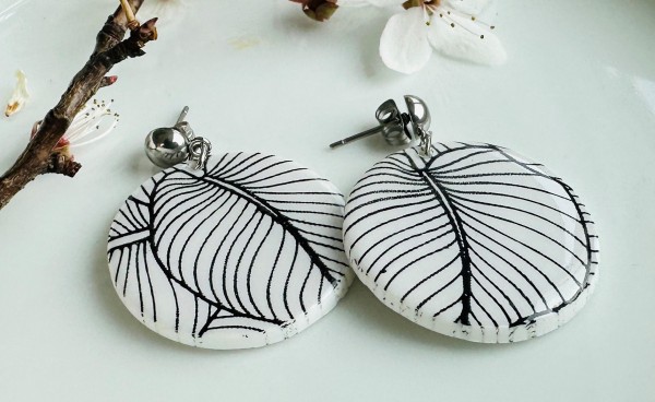 Black & White